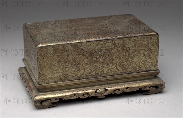 Box, 2nd half 18th Century. China, Qing dynasty (1644-1911). Pressed sizing on wood painted with lacquer; overall: 11.2 x 15 cm (4 7/16 x 5 7/8 in.).
