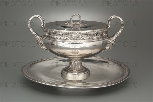 Covered Tureen on Stand (Pot à oille), 1797-1798. Henry Auguste (French, 1759-1816). Silver; overall: 26.2 x 29.1 cm (10 5/16 x 11 7/16 in.); average: 22.6 cm (8 7/8 in.).