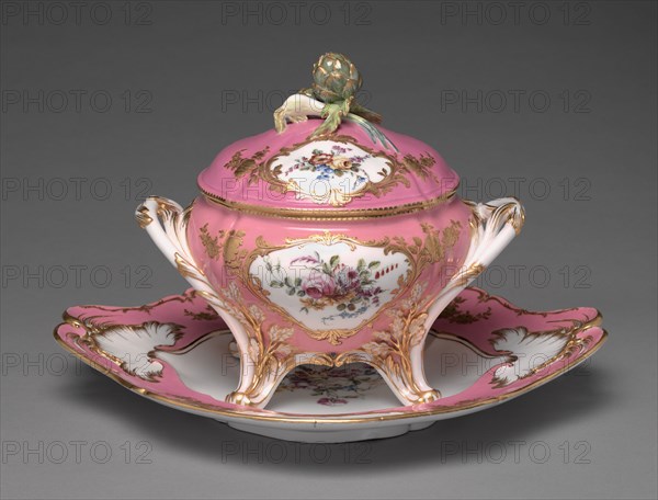 Tureen, 1757. Sèvres Porcelain Manufactory (French, est. 1740). Soft-paste porcelainwith enamel and gild; overall: 24.2 x 28.3 cm (9 1/2 x 11 1/8 in.).