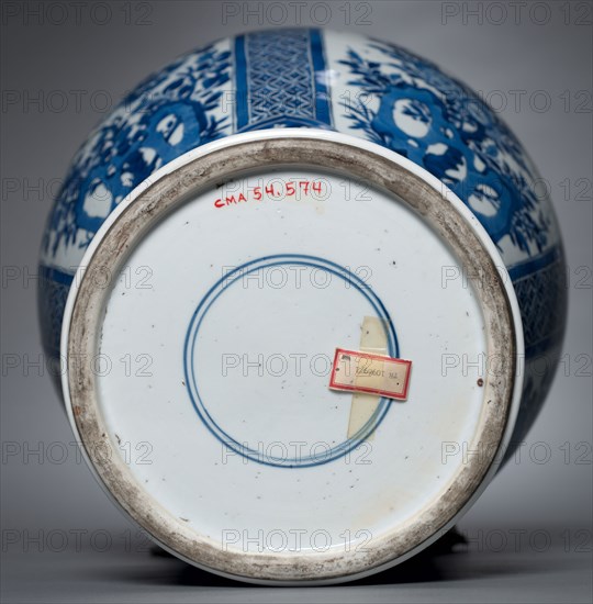 Vase with Cover, 1662- 1722. China, Jiangxi province, Jingdezhen kilns, Qing dynasty (1644-1912), Kangxi reign (1661-1722). Porcelain with underglaze blue decoration; overall: 46.2 cm (18 3/16 in.).