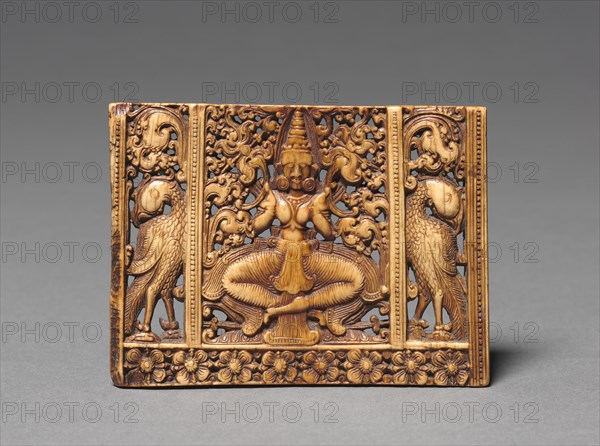 Comb Panel with a Seated Devi, 1600s. Ceylon, Kandy, 17th century. Ivory; overall: 6.2 x 8.9 x 0.7 cm (2 7/16 x 3 1/2 x 1/4 in.).