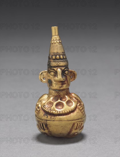 Figural Flask, c. 800-1470. Peru, North Coast, Lambayeque Valley, Sicán or Chimú, 9th-15th Century. Hammered and embossed gold alloy; overall: 8.7 x 4.2 cm (3 7/16 x 1 5/8 in.).