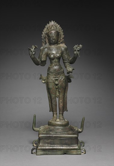 Kali, 900s-1000s. South India, Tamil Nadu, Chola period (900-13th century). Bronze; overall: 46.7 x 20.4 x 15.4 cm (18 3/8 x 8 1/16 x 6 1/16 in.); base: 11.4 x 15.2 cm (4 1/2 x 6 in.).