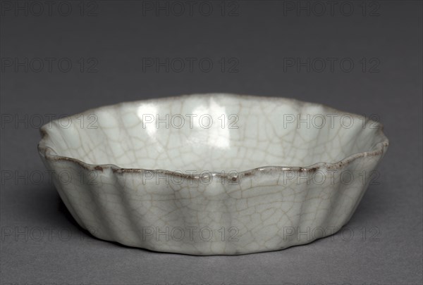Brush Washer, 1200s. China, Southern Song dynasty (1127-1279). Porcelaneous stoneware, Guan ware; diameter: 11.8 cm (4 5/8 in.); overall: 3 cm (1 3/16 in.).