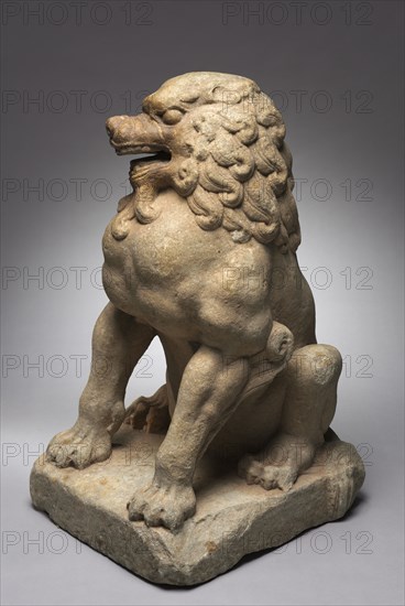 Guardian Lion, c. 600. China, Tang dynasty (618-907). White marble; overall: 78.8 cm (31 in.); base: 49.6 x 41.8 cm (19 1/2 x 16 7/16 in.).
