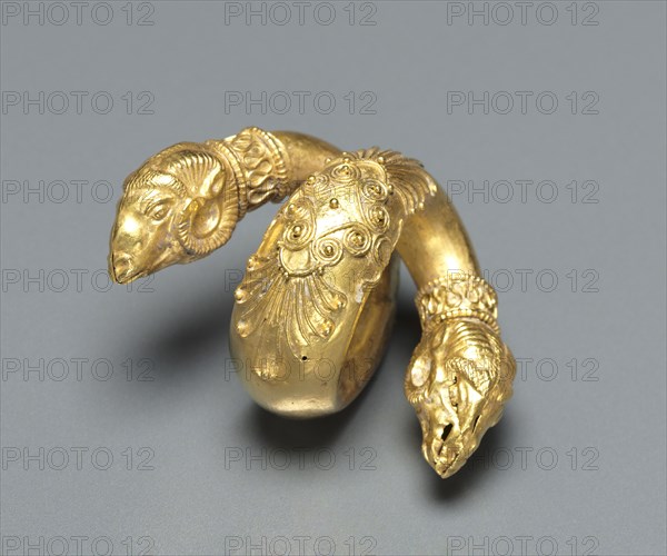 Hair Ringlet with Ram Head, c. 4th Century BC. Greece, Hellenistic period. Gold; overall: 3.5 cm (1 3/8 in.).