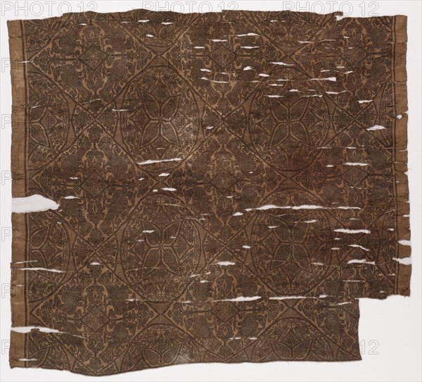 Fragments, 1420-1955. Iran or Iraq ?, 15th-20th century. Compound twill weave, silk; average: 71 x 77 cm (27 15/16 x 30 5/16 in.)
