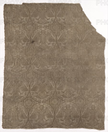 Fragment, mid 900s - mid 1000s. Iran, Buyid period, mid-10th to mid-11th century. Lampas weave, silk; overall: 41.6 x 51.7 cm (16 3/8 x 20 3/8 in.)