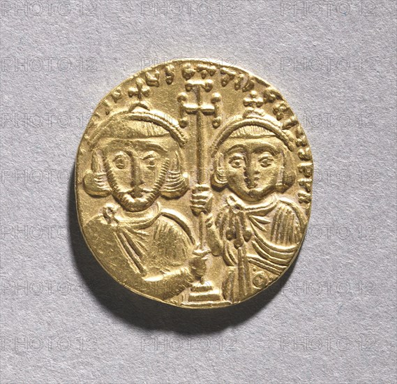 Solidus with Justinian II Rhinometus and His Son Tiberius (reverse), 705-711. Byzantium, 8th century. Gold; diameter: 2 cm (13/16 in.).