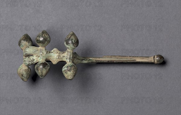 Fibula, c. 500 BC. Italy, Etruscan, late 6th Century BC. Bronze; overall: 8.5 cm (3 3/8 in.).