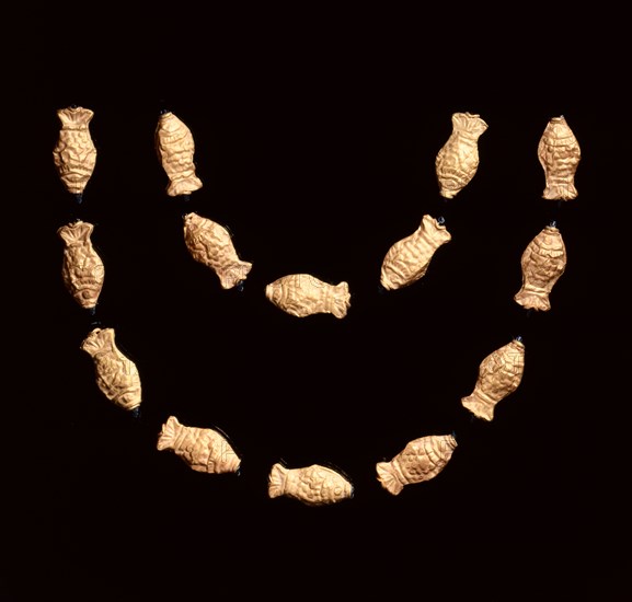 Necklace Beads in the Form of Fish, 185-72 BC. India, Shunga Period (c. 187-78 BC). Gold repoussé with granulation;