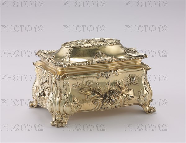 Casket, 1771. Thomas Heming (British, 1722/23-1801). Silver gilt; overall: 12.4 x 18 x 14.4 cm (4 7/8 x 7 1/16 x 5 11/16 in.).