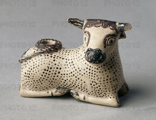Oil Flask in the Shape of a Bull, 600-575 BC. Greece, Corinth, early 6th Cenury BC. Painted terracotta; overall: 6.5 cm (2 9/16 in.).