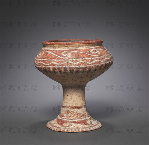 Tazza, 3rd millennium BC. South East Asia, Thailand, Ban Chiang, Neolithic period. Reddish earthenware with painted and incised decoration; overall: 9.2 x 7.4 cm (3 5/8 x 2 15/16 in.).