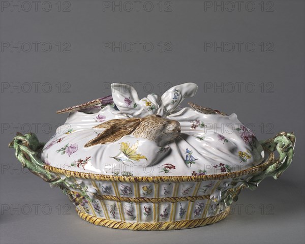 Tureen in the Form of a Basket of Game, c. 1755. Sceaux Factory (French). Tin- glazed earthenware (faience) wth enamel decoration; overall: 20 x 42.3 x 27.5 cm (7 7/8 x 16 5/8 x 10 13/16 in.).