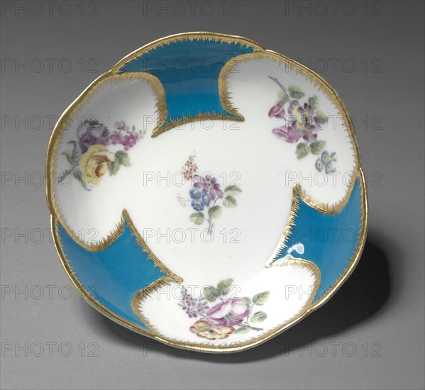 Saucer, 1758. Sèvres Porcelain Manufactory (French, est. 1740). Soft-paste porcelain; overall: 3.9 x 15.8 cm (1 9/16 x 6 1/4 in.).