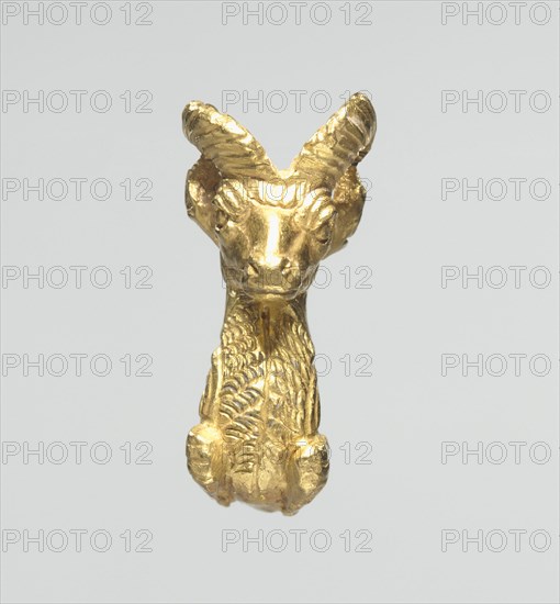 Ibex Bracelet Terminal, 500-400 BC. Iran, Achaemenian, 5th Century BC. Gold, solid cast; overall: 1.9 x 0.9 x 1.4 cm (3/4 x 3/8 x 9/16 in.).