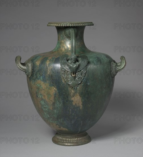 Hydria, 425 BC-400 BC. Greece, late 5th Century BC. Bronze; overall: 41.6 x 38.4 cm (16 3/8 x 15 1/8 in.).