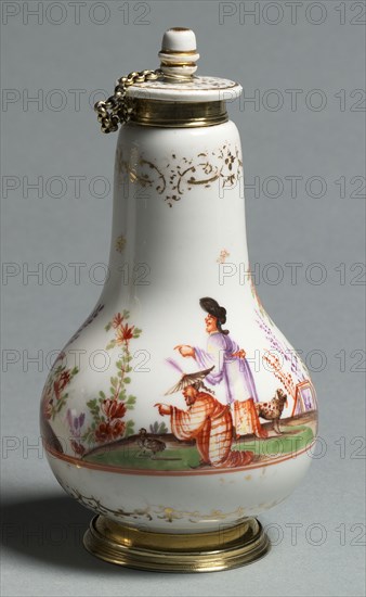 Covered Flask, c. 1720-1723. Meissen Porcelain Factory (German). Porcelain with gilt metal mounts; overall: 14.2 x 7.7 cm (5 9/16 x 3 1/16 in.).
