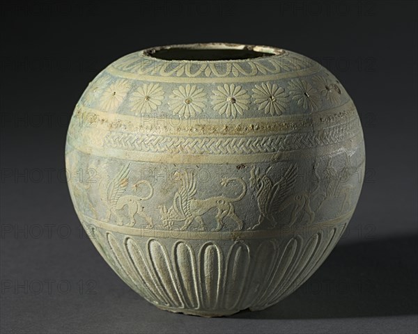 Mit Rahina Ware Vessel, 200-100 BC. Egypt, Ptolemaic Period. Polychrome faience; diameter: 10.7 cm (4 3/16 in.); overall: 9.4 cm (3 11/16 in.).