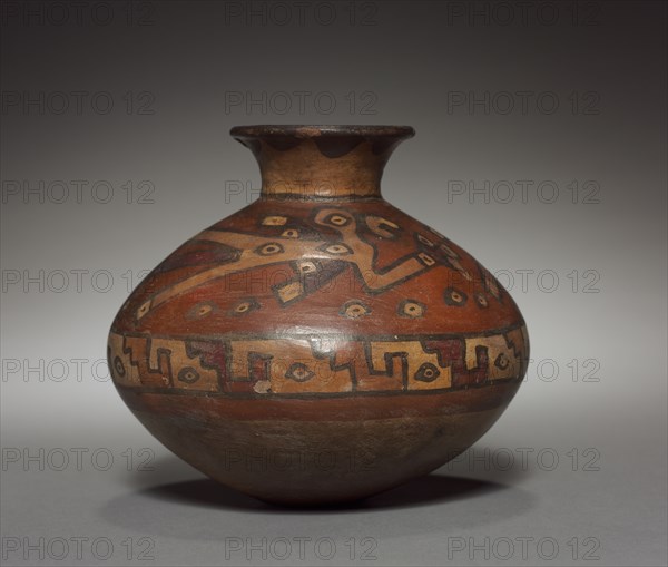 Vessel with Bird Designs, 700-1000. Peru, South Coast, Middle Horizon. Pottery with burnished, colored slips; diameter: 12.6 x 14.1 cm (4 15/16 x 5 9/16 in.); overall: 12.5 cm (4 15/16 in.).