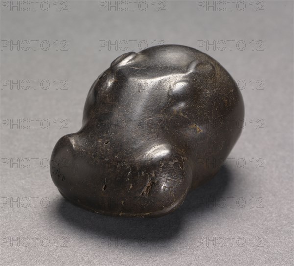 Weight in the Form of a Hippopotamus Head, c. 1540-1296 BC. Egypt, New Kingdom, Dynasty 18. Hematite; overall: 2.2 x 3 x 4.2 cm (7/8 x 1 3/16 x 1 5/8 in.).