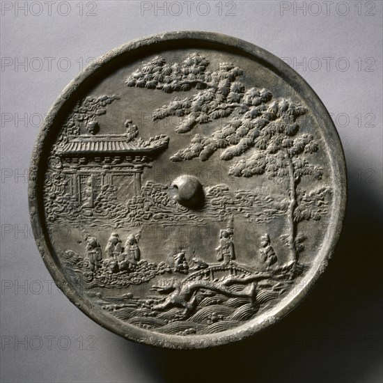 Octafoil Mirror with Lunar Palace, early 12th-mid 13th century. China, Jin dynasty (1115-1234). Bronze; diameter: 21.3 cm (8 3/8 in.); overall: 0.9 cm (3/8 in.); rim: 0.8 cm (5/16 in.).