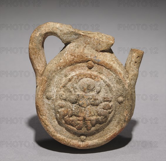 Pilgrim's Flask with Saint Menas, 400-600. Egypt, Coptic, 400s-500s. Terracotta; overall: 8.7 x 6.5 cm (3 7/16 x 2 9/16 in.)