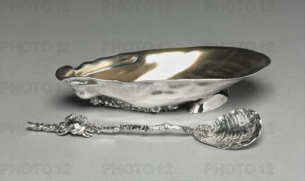Seashell Salt with Shell and Crab Spoon, 1884. Gorham Manufacturing Company (American, founded 1831). Handwrought sterling silver, partially gilt; overall: 2.8 x 12.3 x 6.1 cm (1 1/8 x 4 13/16 x 2 3/8 in.).