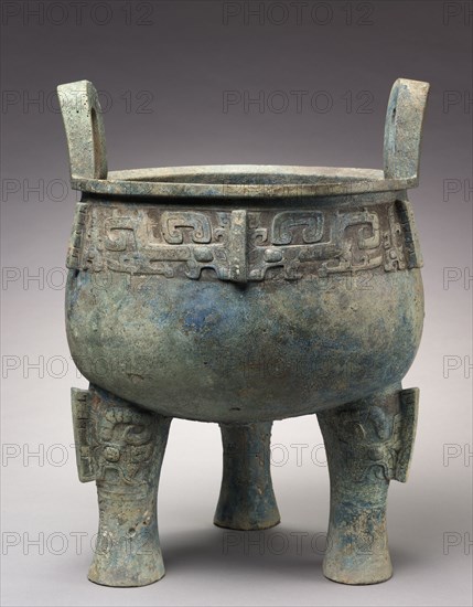 Tripod (Ding), 1000s BC. China, early Western Zhou dynasty (c. 1046-771 BC). Bronze; overall: 57.4 cm (22 5/8 in.)