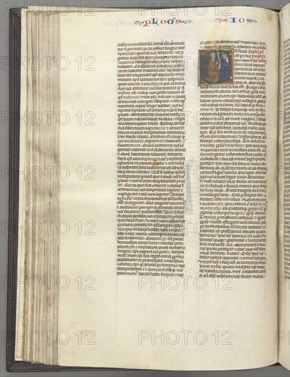 Fol. 76v, Joshua, historiated initial E, Joshua with a scroll kneeling before God, c. 1275-1300. Southern France, Toulouse(?), 13th century. Bound illuminated manuscript in Latin; brown morocco binding; ink, tempera and gold on vellum; 533 leaves