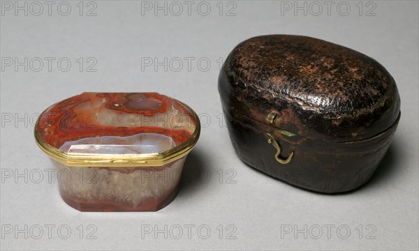 Box and Case, c. 1750. 18th century. Gold mounted agate with original leather case; overall: 3.2 x 5.7 x 4.5 cm (1 1/4 x 2 1/4 x 1 3/4 in.).