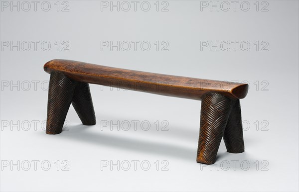 Headrest, 1800s-1900s. Southern Africa, South Africa, Zulu people or Swaziland, Swazi, 19th or 20th century. Wood; overall: 10.2 cm (4 in.)