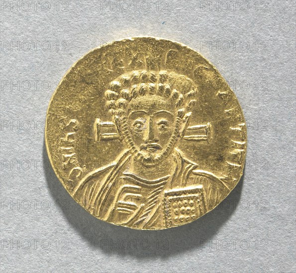 Solidus of Justinian II with Bust of Christ (obverse), 705. Byzantium, Constantinople, 8th century. Gold; diameter: 2 cm (13/16 in.).