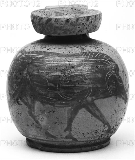 Etrusco-Corinthian Aryballos; Etruria; 6th century B.C; Terracotta; 7.1 cm, 2 13,16 in