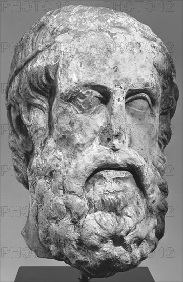 Head of Sophokles Farnese; Italy; 1st century B.C; Marble, burned by fire; 34.5 cm, 13 9,16 in