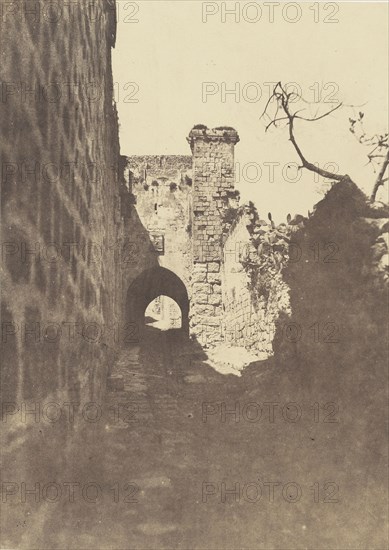 Jérusalem. Via Dolorosa. Reste antique; Auguste Salzmann, French, 1824 - 1872, Louis Désiré Blanquart-Evrard French, 1802