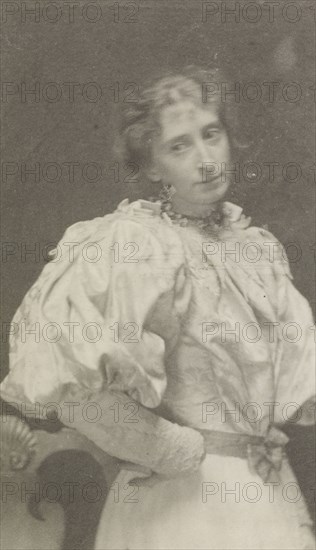 Jennie Dean Kershaw; Thomas Eakins, American, 1844 - 1916, 1897; Platinum print; 9.2 x 5.7 cm 3 5,8 x 2 1,4 in
