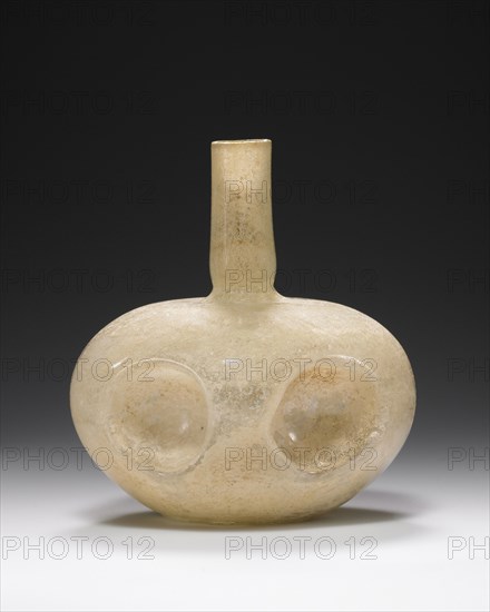 Flask with Indentations; Roman Empire; 3rd century; Glass; 10.5 x 10 cm, 4 1,8 x 3 15,16 in