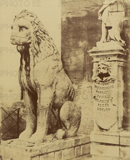 Leone in piedi alle Porte dell' Arsenale; Giuseppe Cimetta, Italian, active Venice, Italy 1850s, 1850s; Albumen silver print