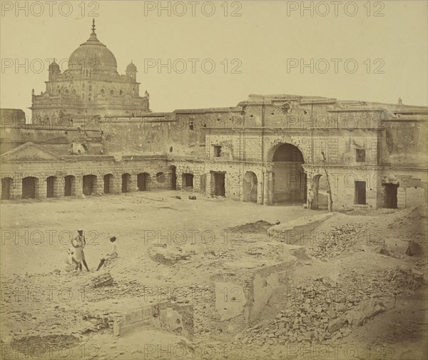 Lesser Court of the Residency Occupied by Cavalry; Felice Beato, 1832 - 1909, Lucknow, Uttar Pradesh