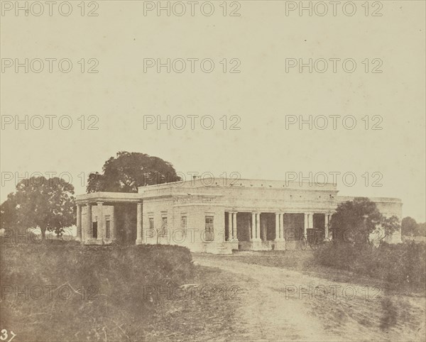Bénarès, hotel anglais, Spécimen du habitation anglaise au Bengale; Baron Alexis de La Grange, French, 1825 - 1917, France