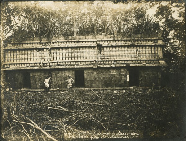 Tantah: el primer palacio con friso de columnas, Views of Aztec, Maya, and Zapotec ruins in Mexico, Maler, Teobert, 1842-1914