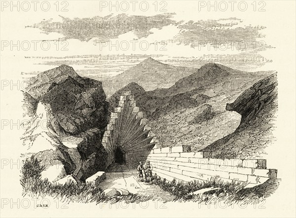 Interior Construction of Tomb in the Golden Mountain, Antiquities of Kertch, and researches in the Cimmerian Bosphorus