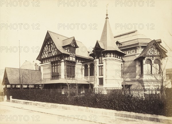 Residential building designed by the architect Stephen Sauvestre, Etudes de façades, Lampué, Pierre, fl. 1865-1890, Sauvestre