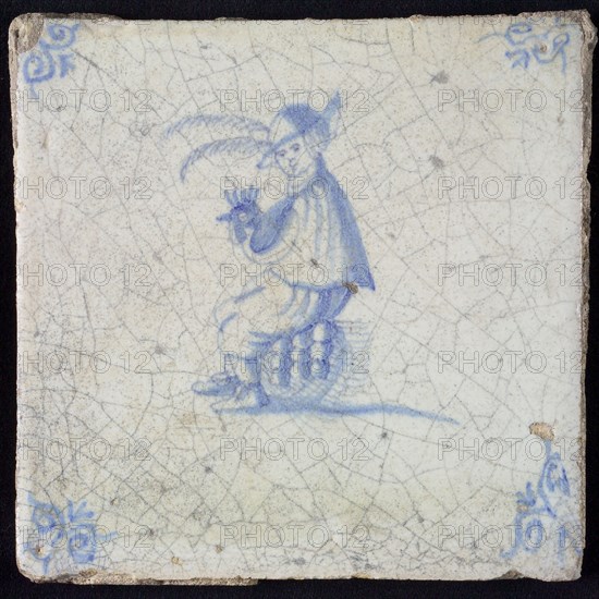 Scene line, proverb, blue with 'Hennentaster', man with hen, the man feels to the hen if an egg arrives, corner pattern ox head