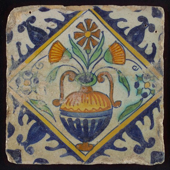 Flower tile, flowerpot in square, corner pattern palmet, wall tile tile sculpture ceramic earthenware glaze, baked 2x glazed