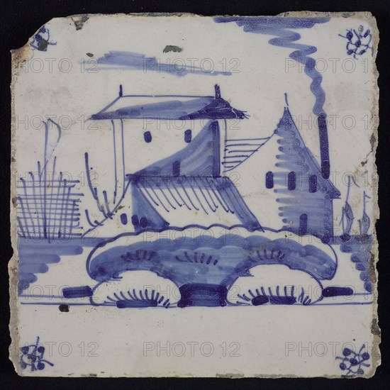 Scene tile, blue with landscape with house with shed, corner motif spider, wall tile tile sculpture ceramic earthenware glaze