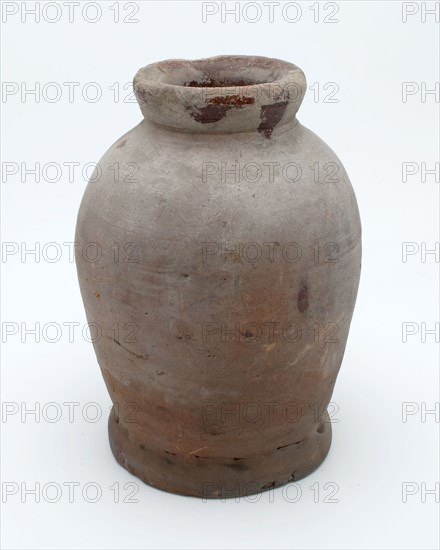 Pottery pot on stand, baluster shape, used in the sugar industry, sugar bowl pot holder soil find ceramic earthenware glaze lead