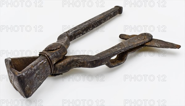 Iron tongs with two hinged handles with different ends, pliers tool kit soil find iron metal, current form) forged Small iron